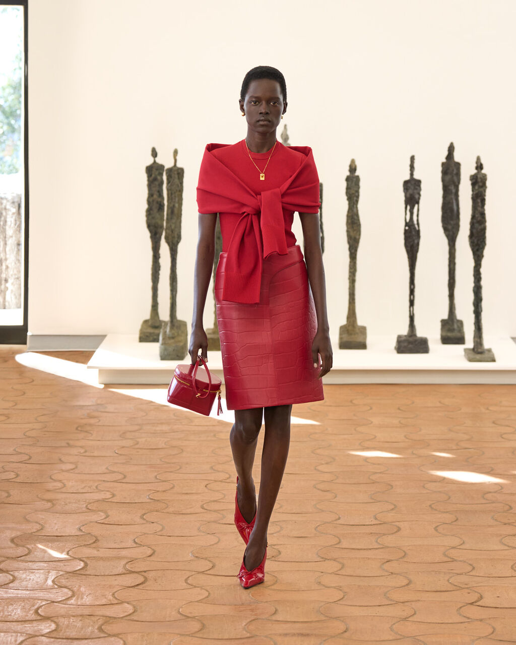 Look 18